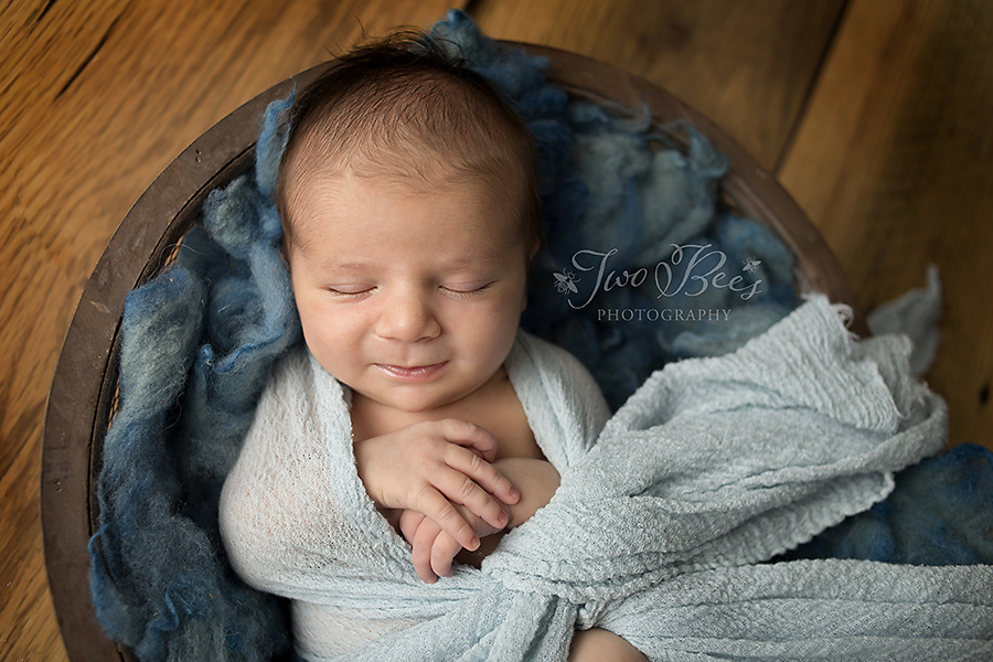 Dix Hills newborn photographer