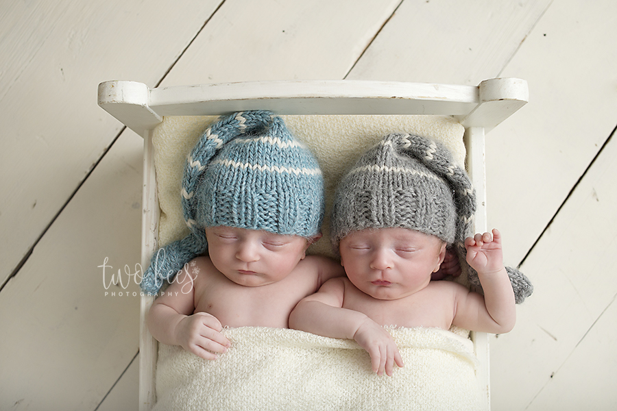 twins, twin baby boys, newborn photography, merrick